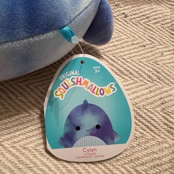 8 Inch Squishmallow Bundle - Picture 2 of 3